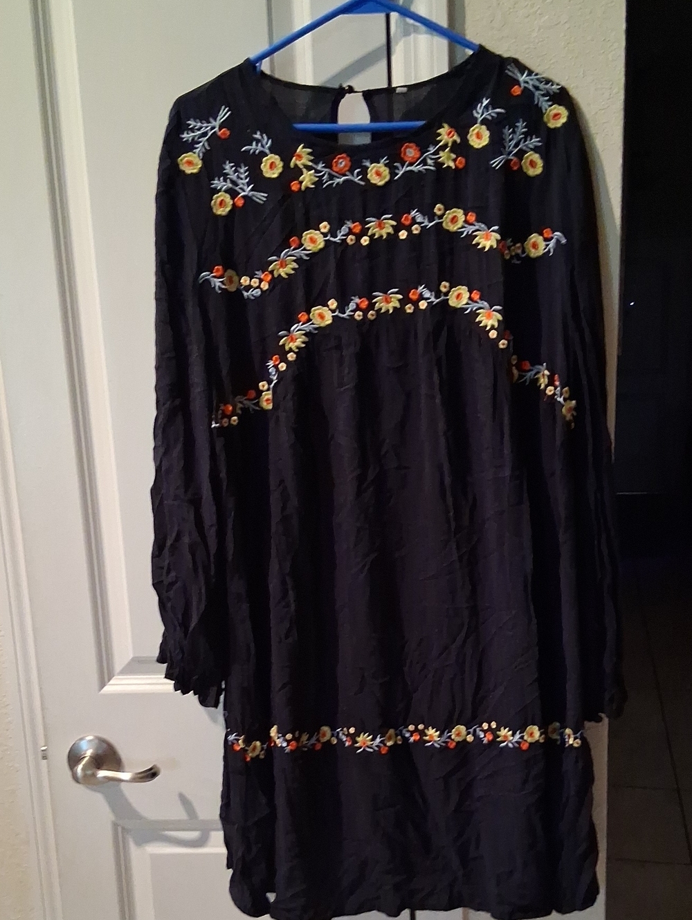 SHEIN Black Long-Sleeve Floral Embroidered Dress